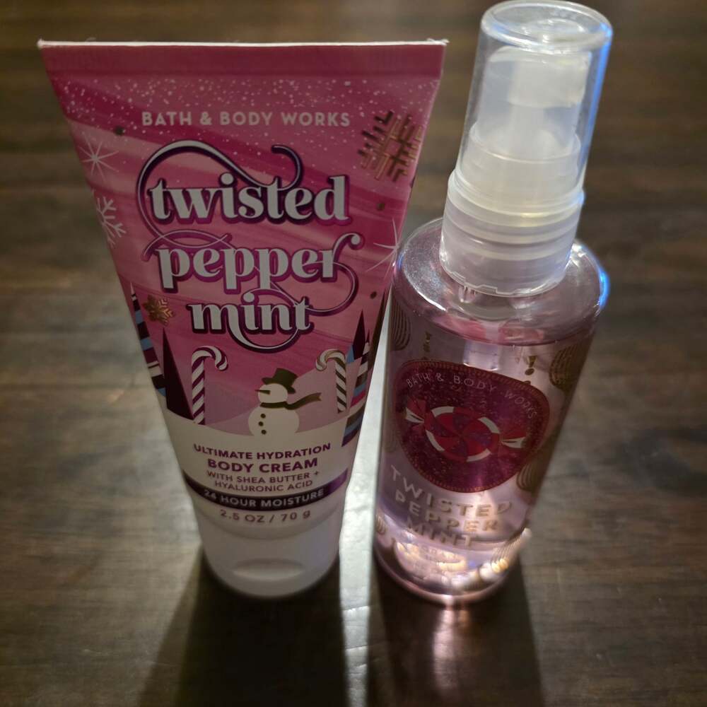 Bath & Body Works Twisted Peppermint Travel Size Cream and Fragrance Mist Set